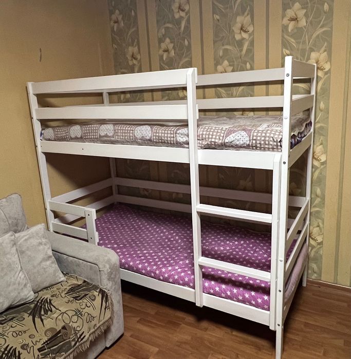 Кровать двухъярусная 90*200 с матрасом