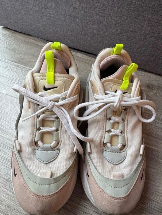 Nike air max furyosa