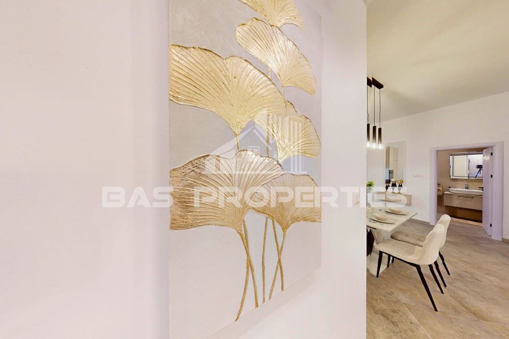 Продава се Тристаен апартамент в София, Център - 90 кв.м за 2805 €/кв.м - Снимка #9