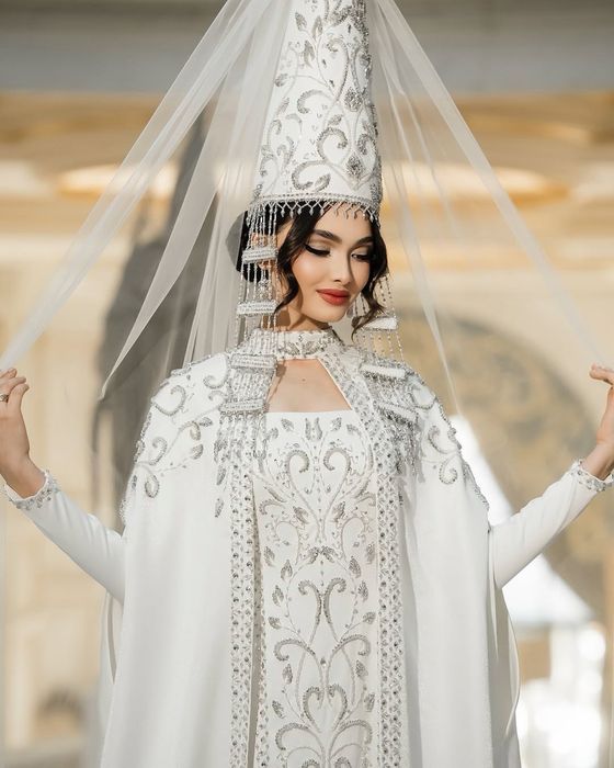 Продам платье на узату