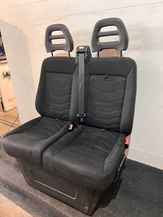 Двойна Седалка за Iveco Daily VI VII(2014-2026)