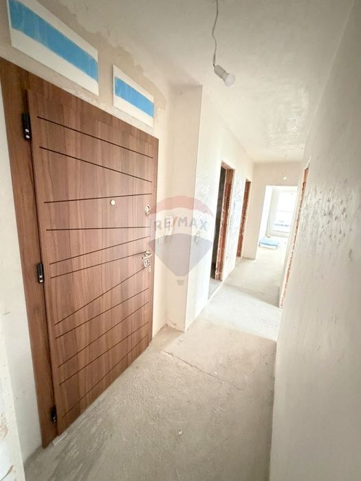 Продава се Тристаен апартамент в Варна, Бриз - 111 кв.м за 1287 €/кв.м - Снимка #10