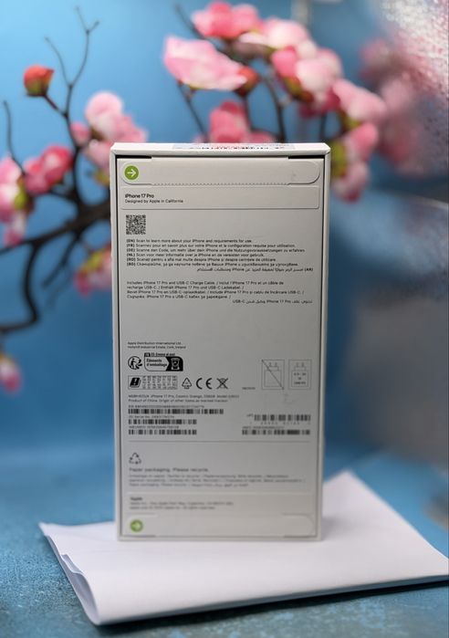 НОВ!!! Apple iPhone 17 Pro, 256GB,  Cosmic Orange, 5G