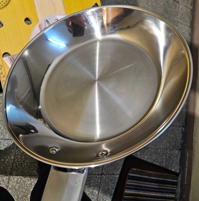 Tigaie Tefal Professional de 24 cm, inox, inductie invelis antiaderent