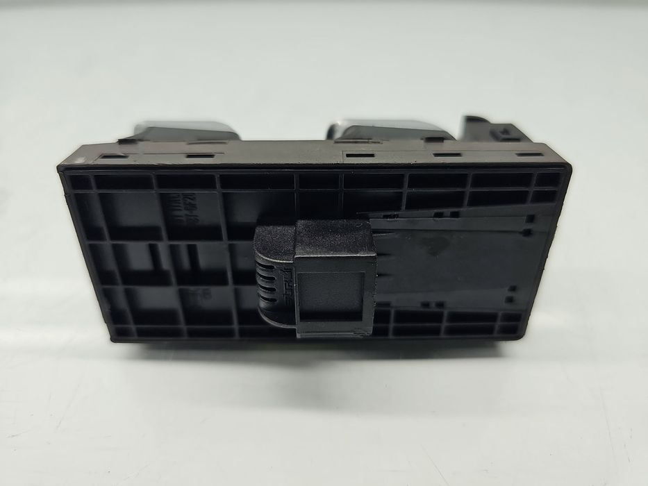 Butoane comanda geamuri sofer AUDI A4 (8K2, B8) [Fabr 2008-2015] 8K095
