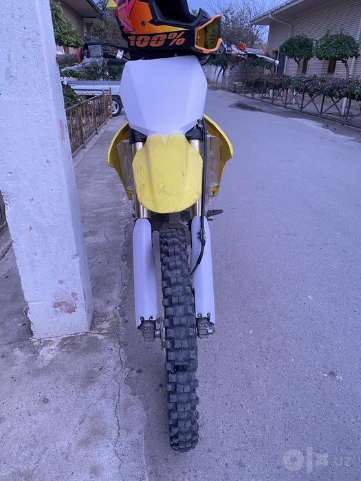 Suzuki 250cc kross