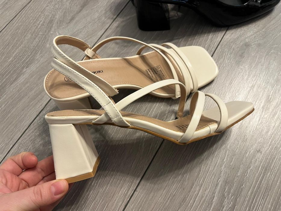 Sandale nr 39  superbe