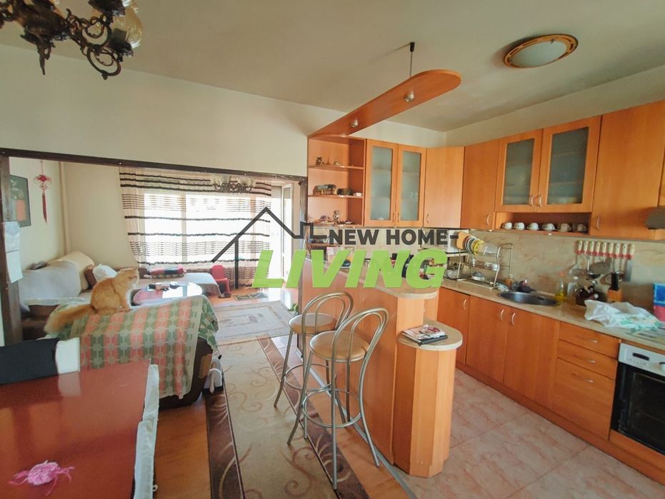 Продава се Тристаен апартамент в Пловдив, Тракия - 92 кв.м за 1631 €/кв.м - Снимка #2