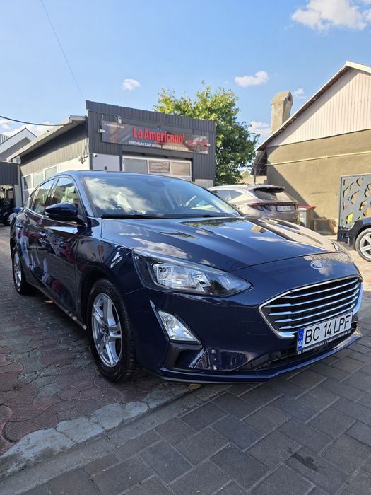 FORD Focus 2021 — imagine 3