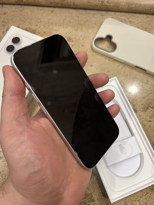 IPhone 16 128gb White