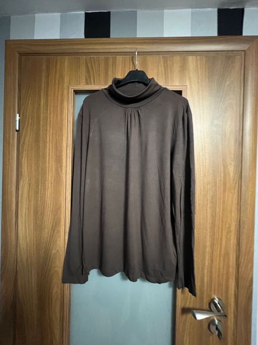 Разпродавам на едро НОВА дамска стока шита на ишлеме.