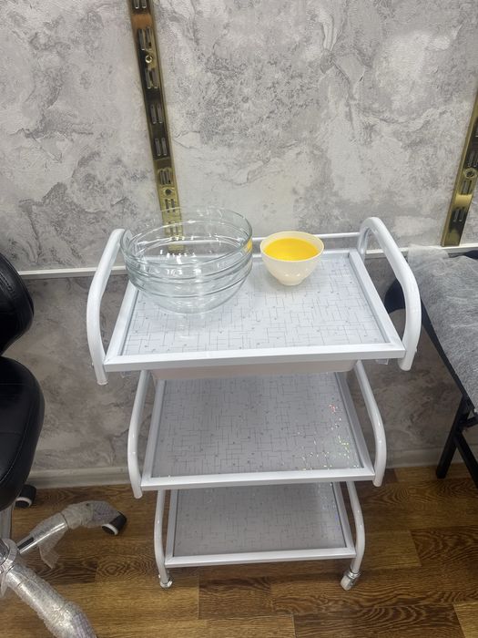 Медицыниский две помощницы