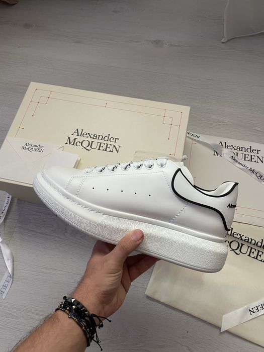Alexander mcqueen !
