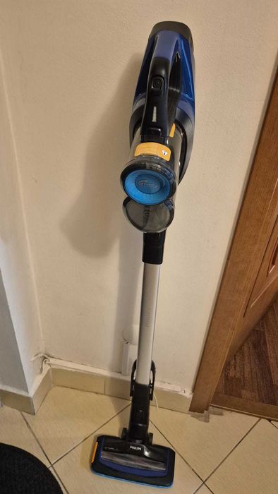 Aspirator vertical fără fir Philips