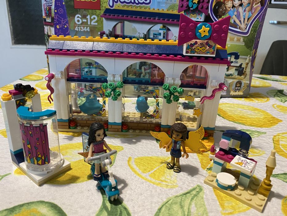 LEGO® Friends Магазинът за аксесоари на Andrea 41344