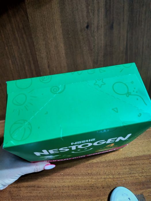 Продам детское питание Nestogen 4