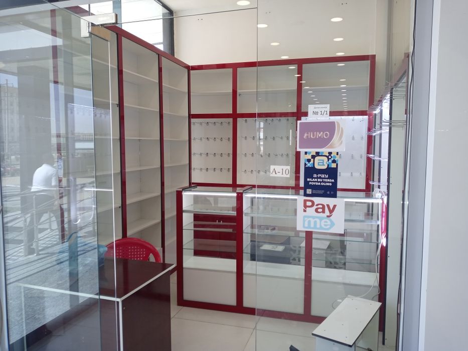 Продается мебель под аксессуары. Telefon aksesuar mebellari