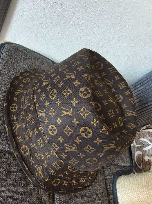 Pălărie fashion-LV