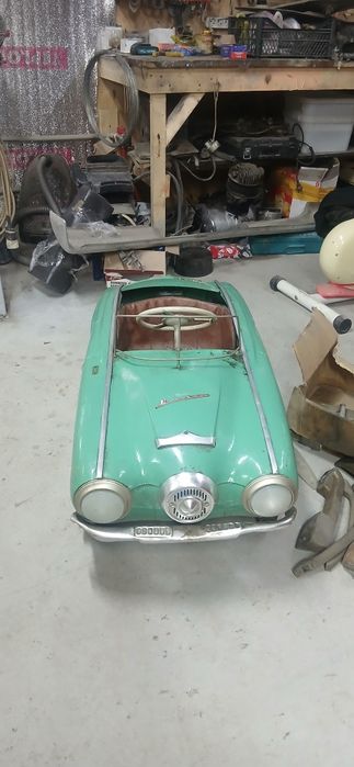 Педальный москвич 1й серии  ссср