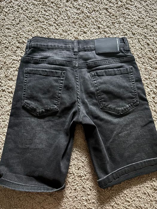 Продам шорты для мальчика 8-9 лет Zara