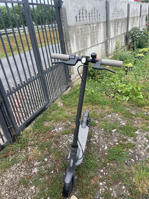 Vând trotinetă electrică
