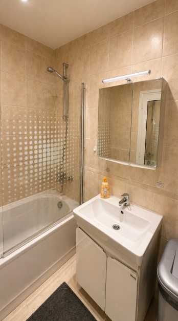 Дава се под наем Двустаен апартамент в София, Център - 65 кв.м за 351.39 € - Снимка #3