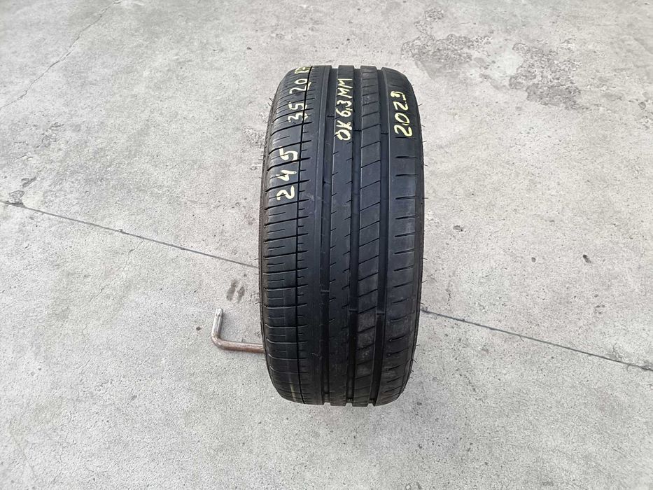 O anvelopa de vara 245 35 20 michelin pilot sport 3 run flat 6,3 mm dot 2023