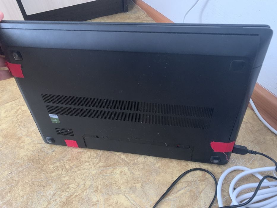 Продам ноутбук lenovo
