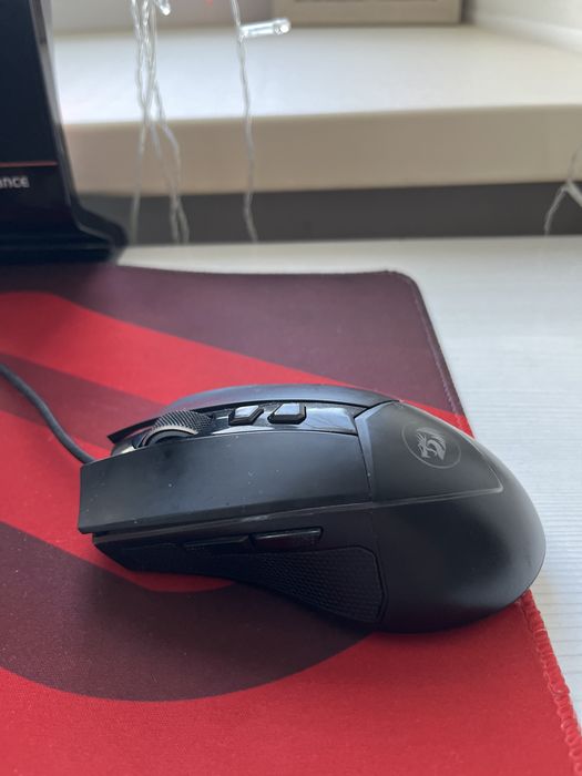 Redragon Emperor (M909-RGB)