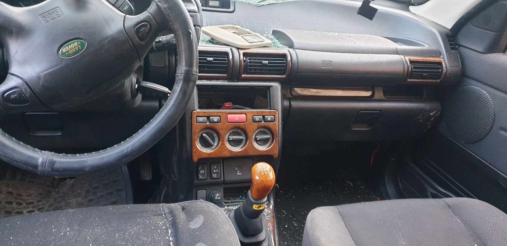 Lend rover freelandar