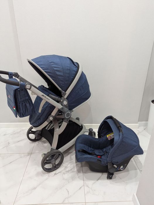 Срочно продается коляска 3в1