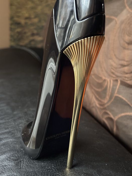 Carolina Herrera-Good girl