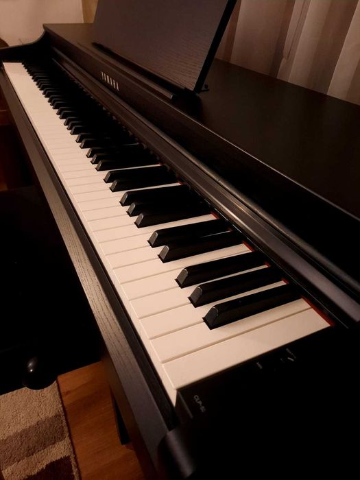 Pian Yamaha CLP-525 de vânzare