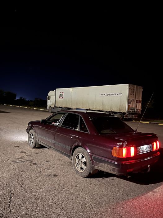 Продам Ауди 100 с4