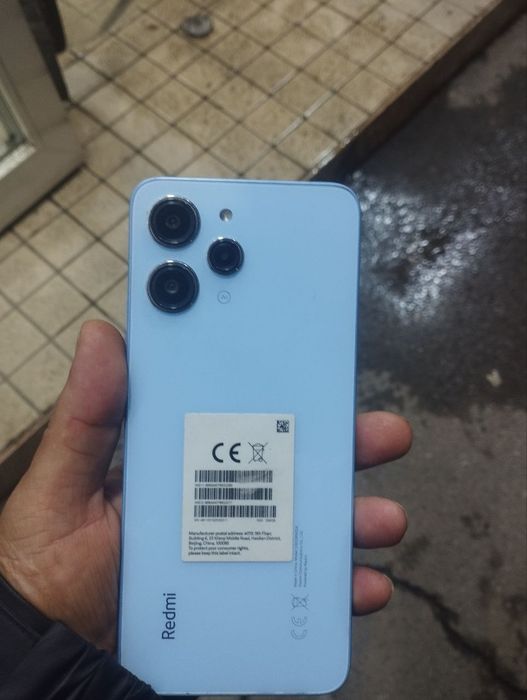 Redmi 12 /8/256/ sotiladi.