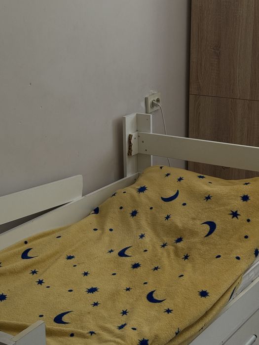 продам десткие кровати 2 шт
