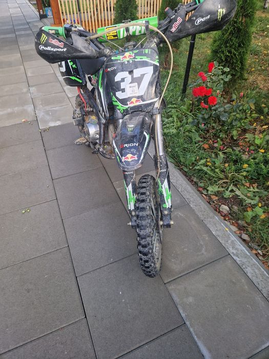 Vând un cros de 125 impecabil