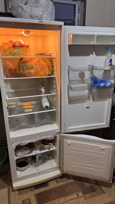 Холодильник техника