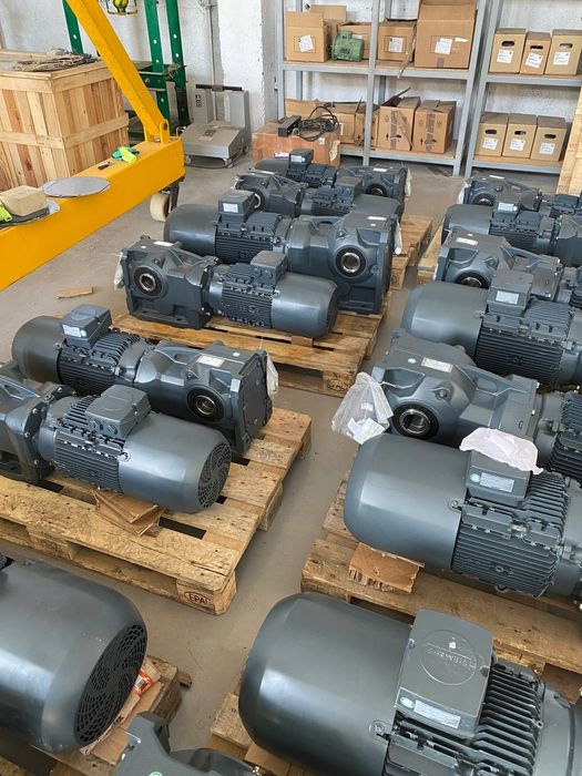 Мотор-Редукторы , Электродвигатель Преб .частоты Yilmaz/Siemens / DANF