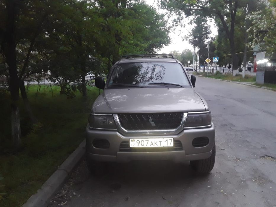 Продам Мицубиси Монтеро спорт