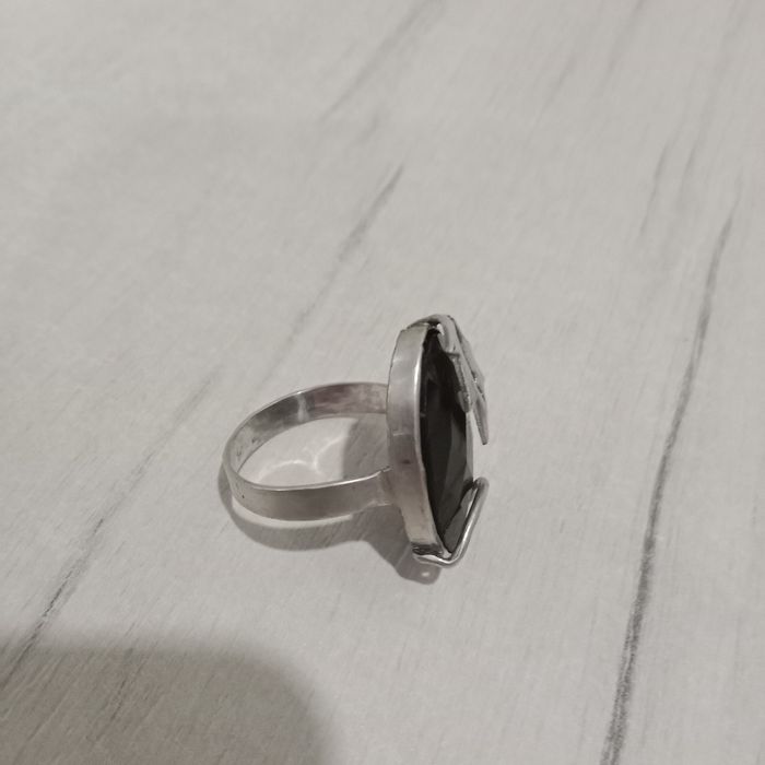 Серебряное кольцо 20р.