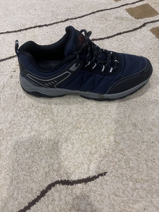 Кроссовки весна 2000