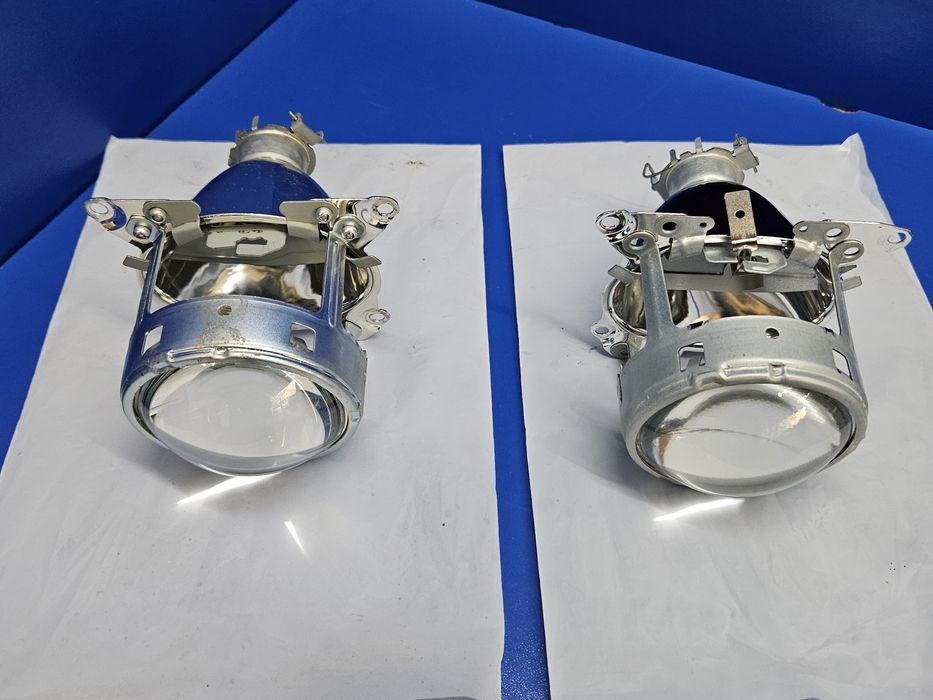 Set Lupe Volvo V50 / S40 / C30