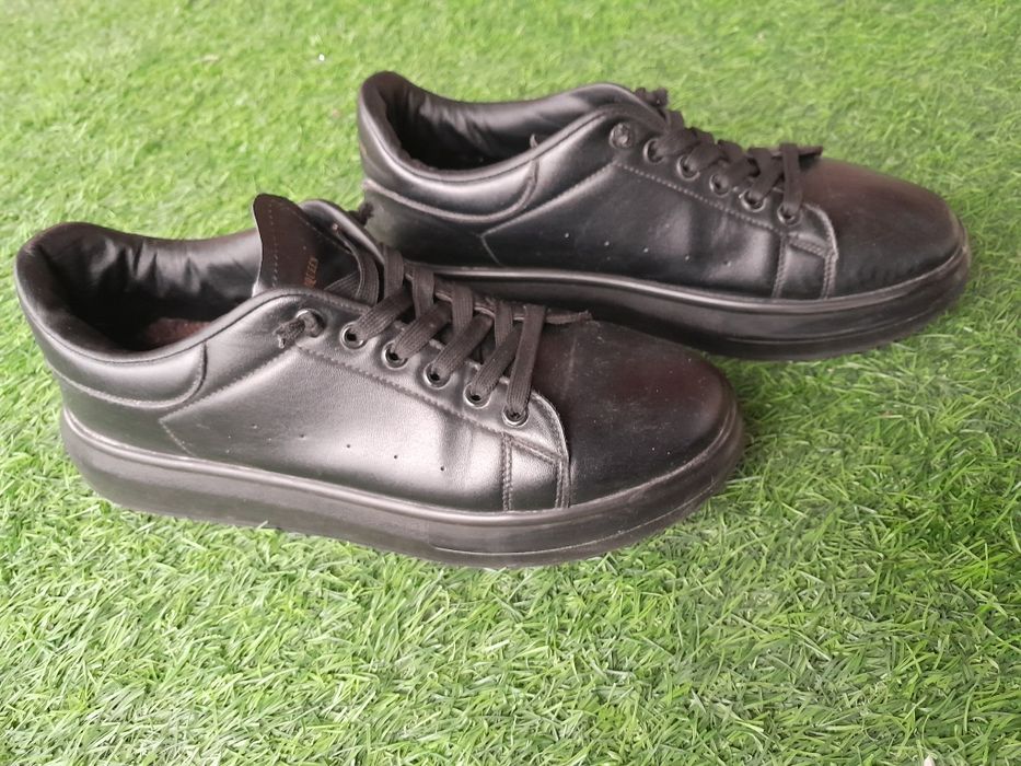 Обувь буу по 300тг