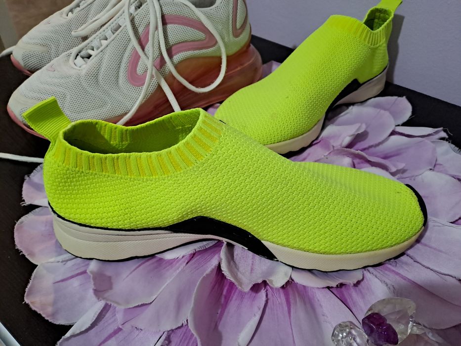 Два чифта маратонки за 20€