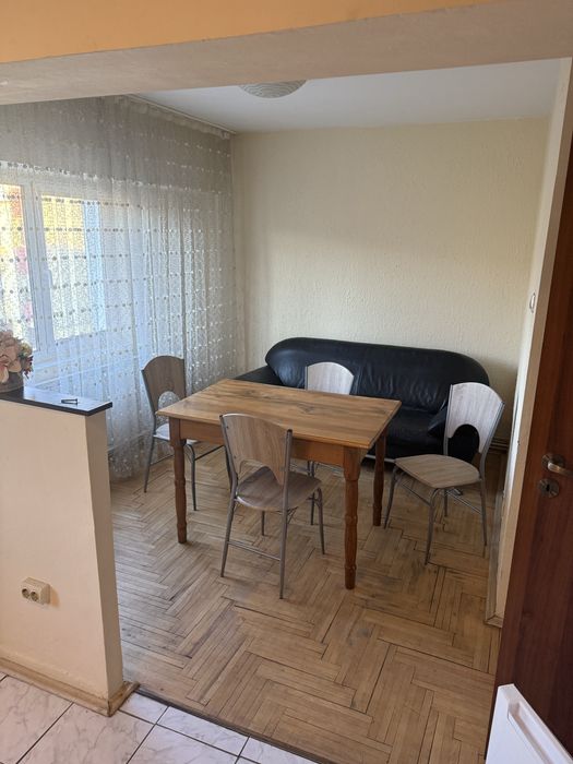Apartament 4 camere zona Traian de inchiriat
