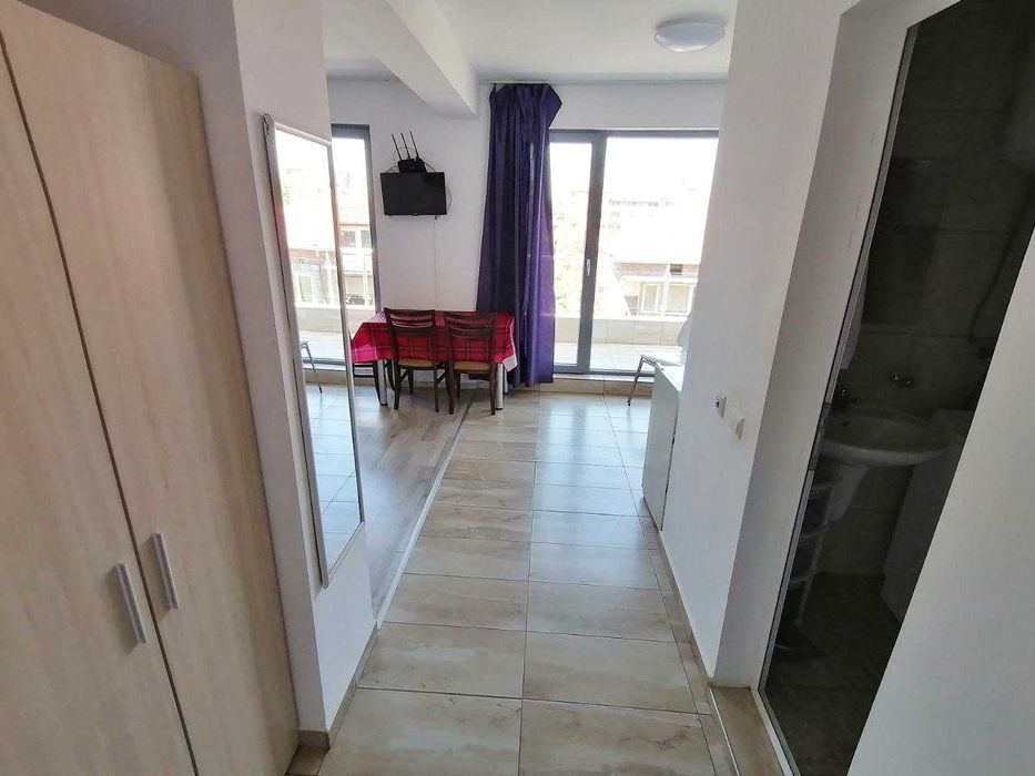 Продава се Едностаен апартамент в Бургас, Сарафово - 52 кв.м за 1597 €/кв.м - Снимка #2