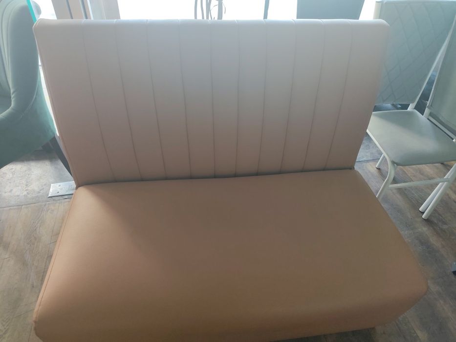 Продам диван для кафе для дома
