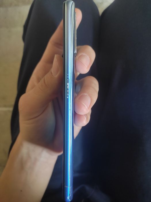 Oppo a 53  состояние нормальное