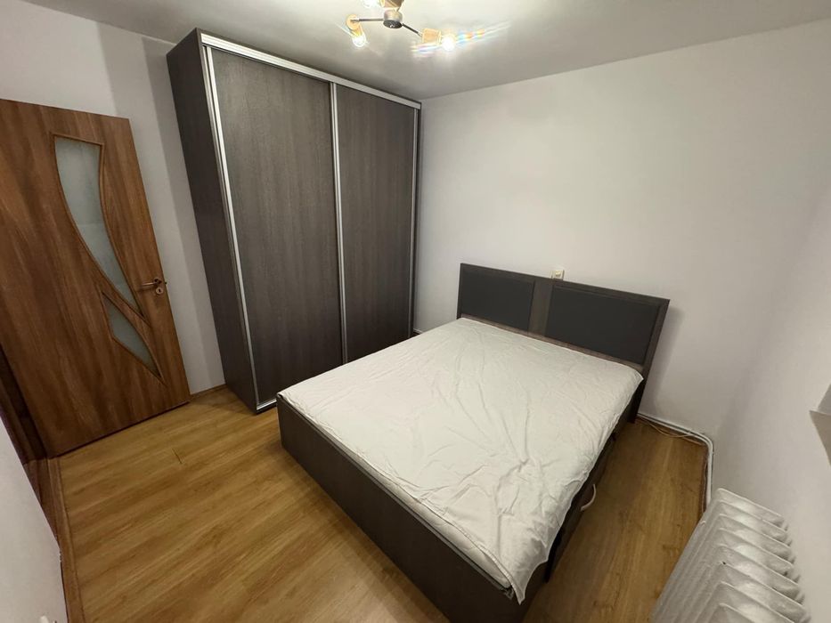 Apartament 2 camere de închiriat